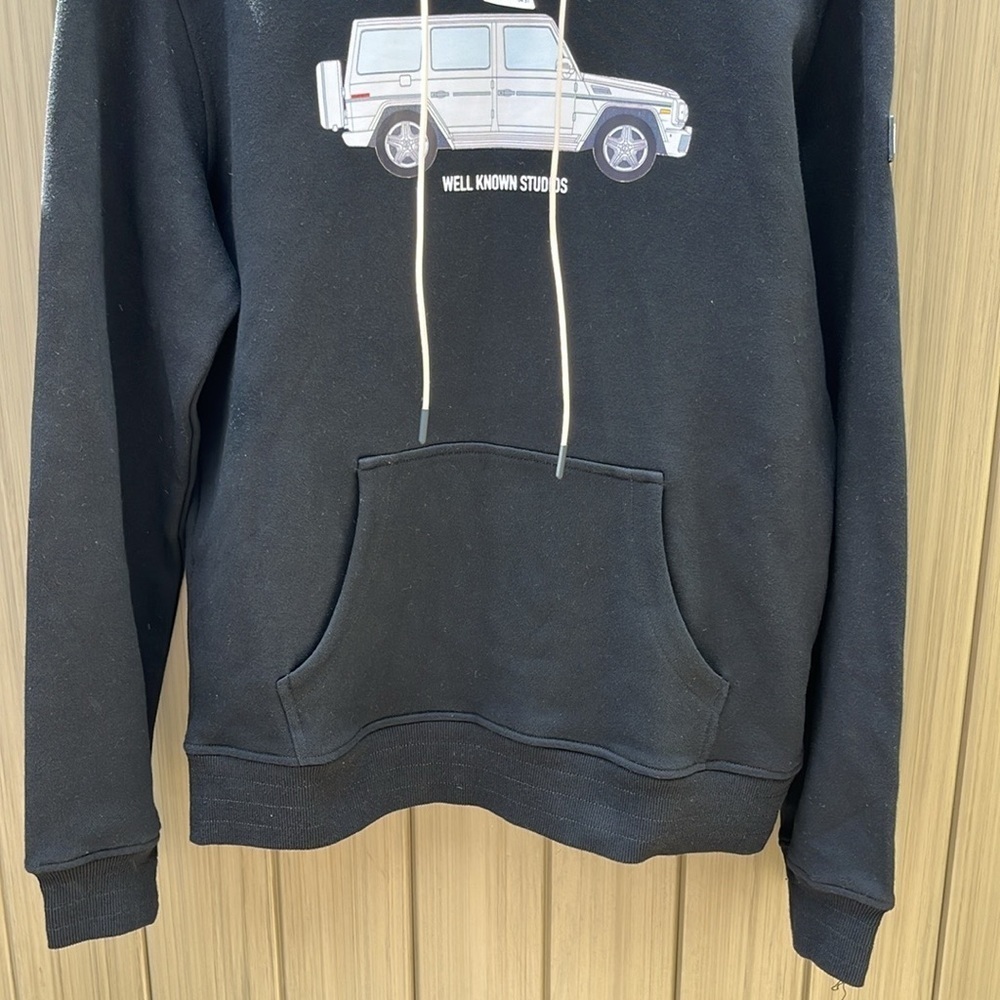 Well Known Studios Mens Black G Wagon Graphic Hoodie Size Medium Cotton Pullover - Picture 4 of 9